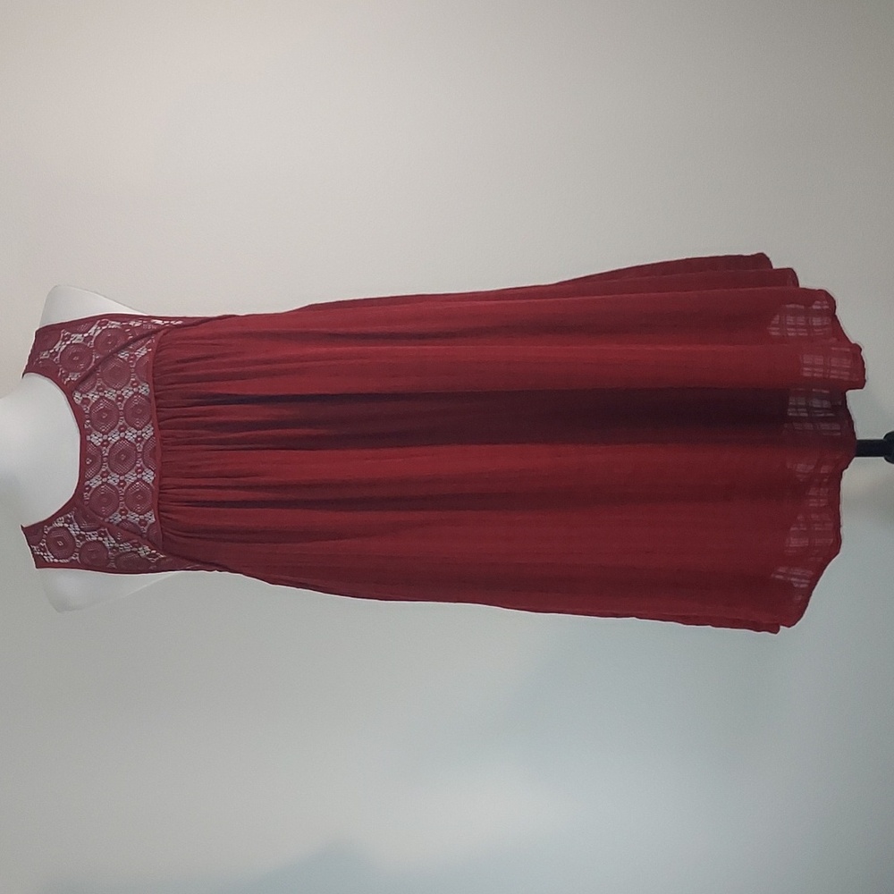 Liz Lange Maternity Maroon Dress Size Small